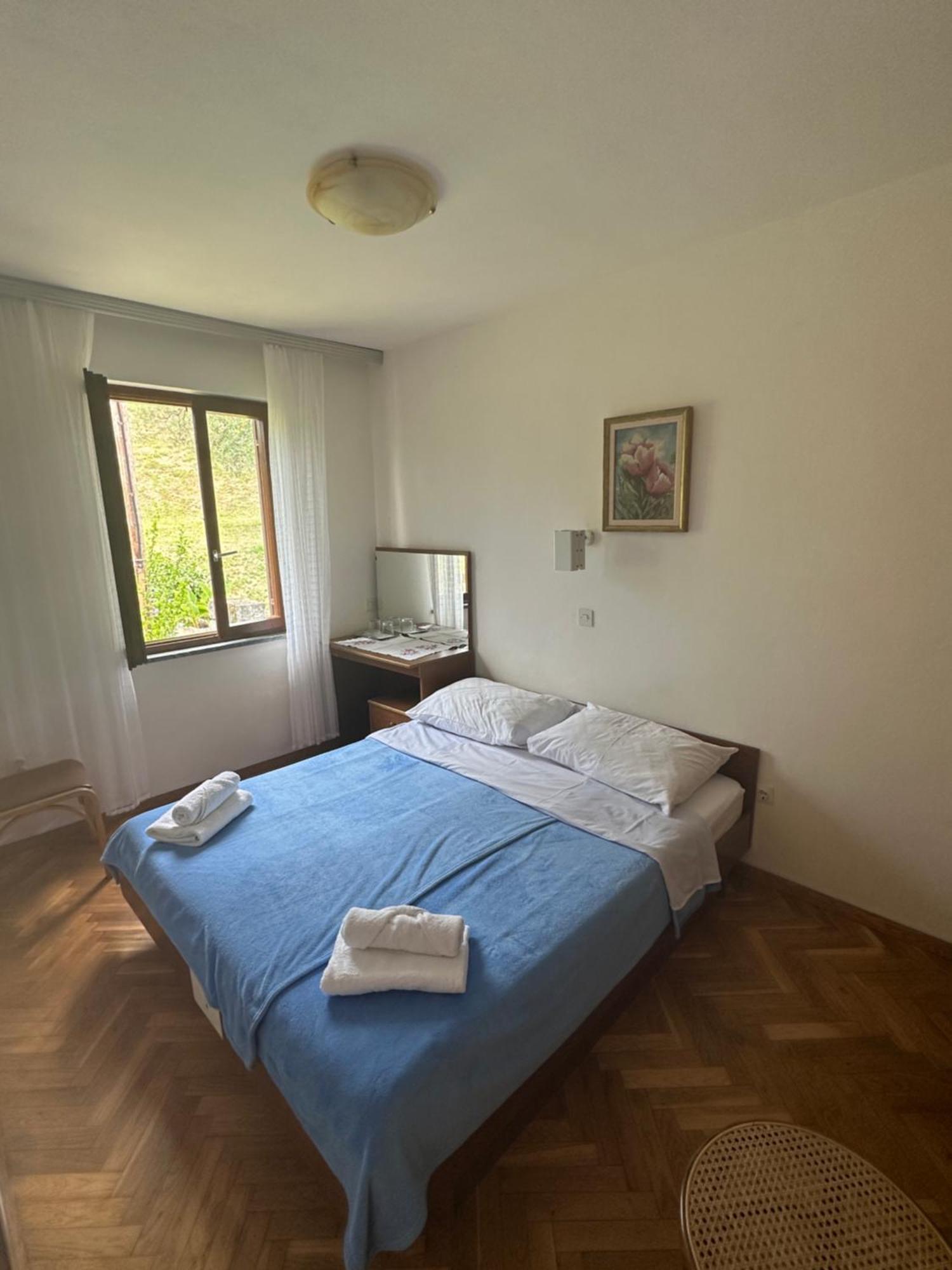 Rooms And Apartments Roza Порторож Екстер'єр фото