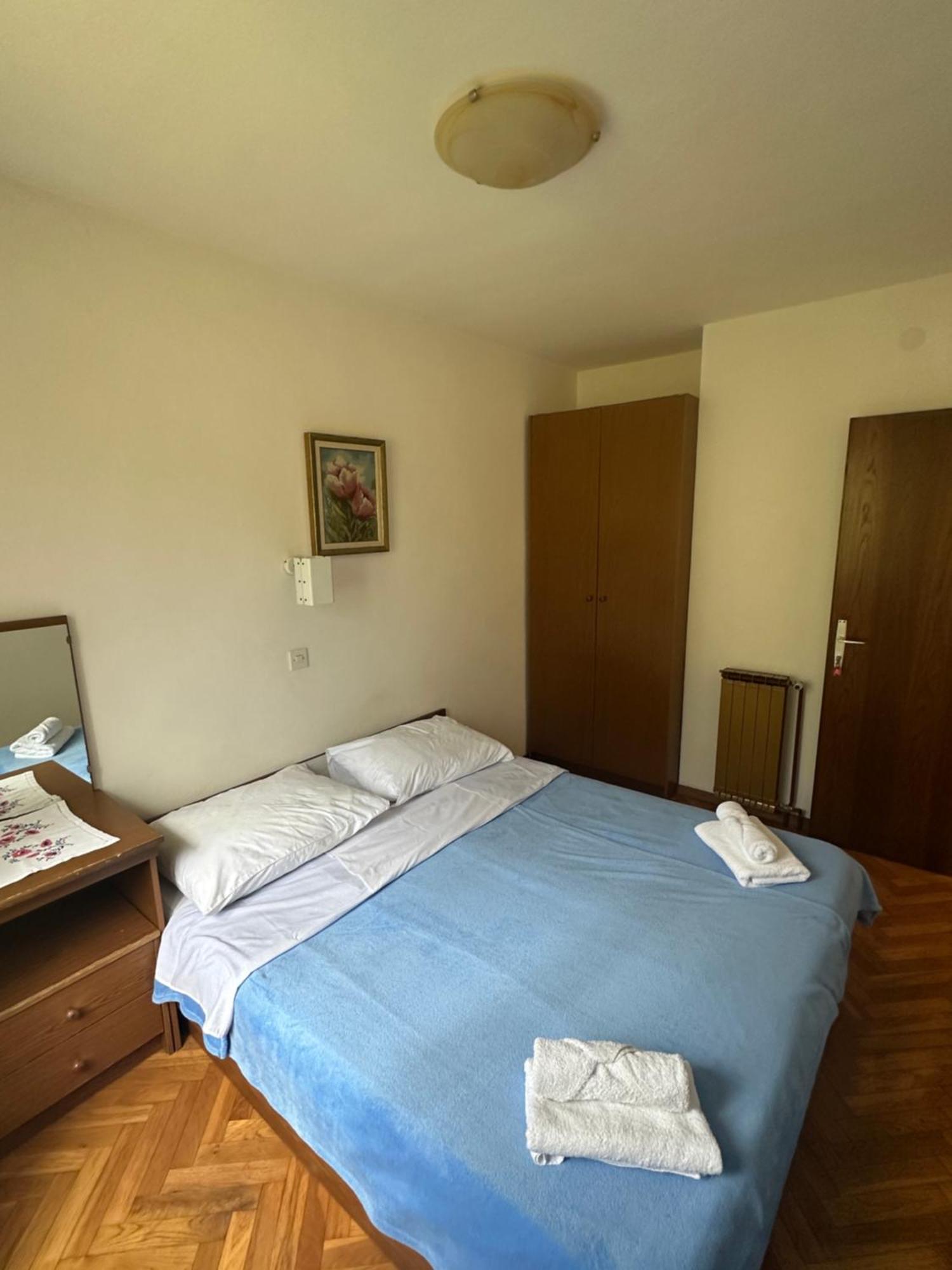 Rooms And Apartments Roza Порторож Екстер'єр фото