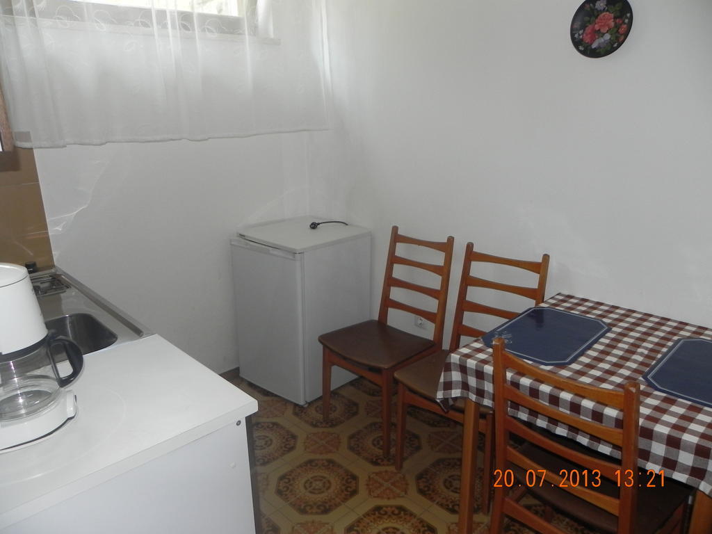 Rooms And Apartments Roza Порторож Екстер'єр фото