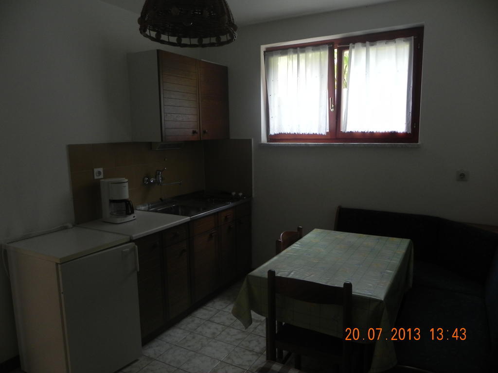 Rooms And Apartments Roza Порторож Екстер'єр фото