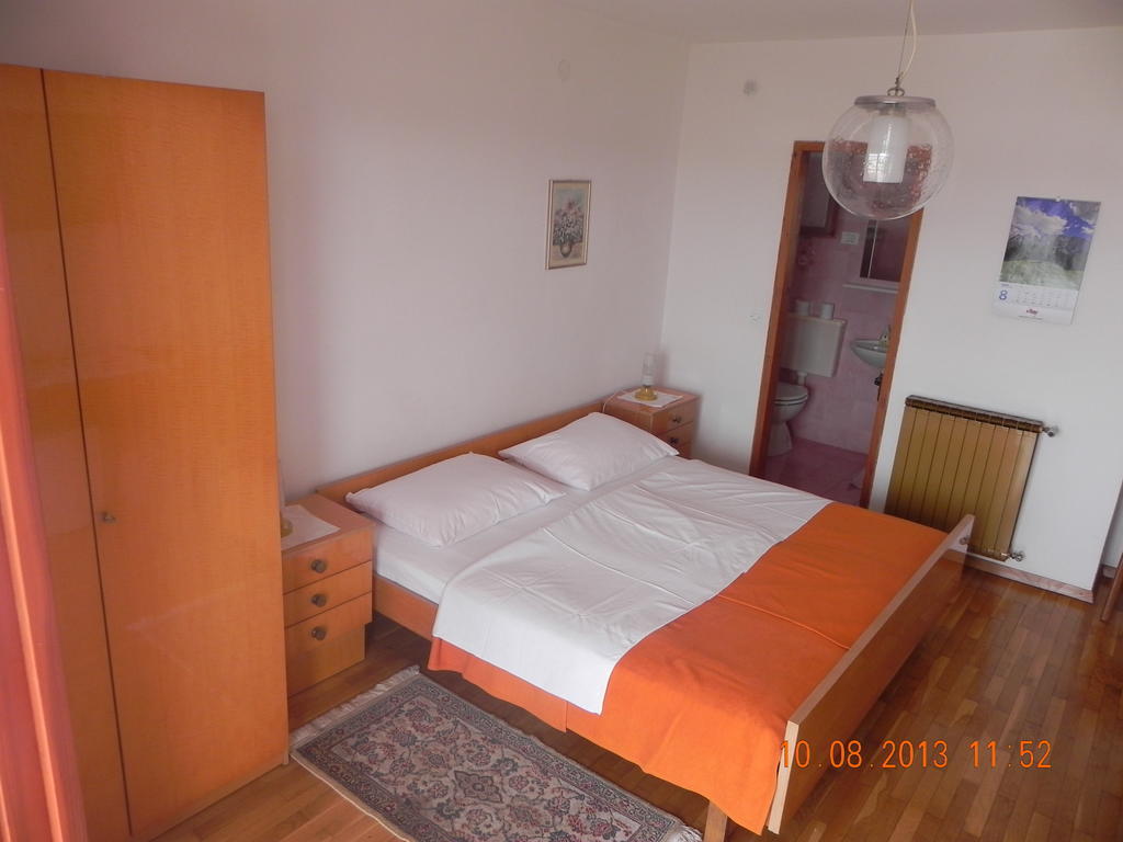 Rooms And Apartments Roza Порторож Екстер'єр фото