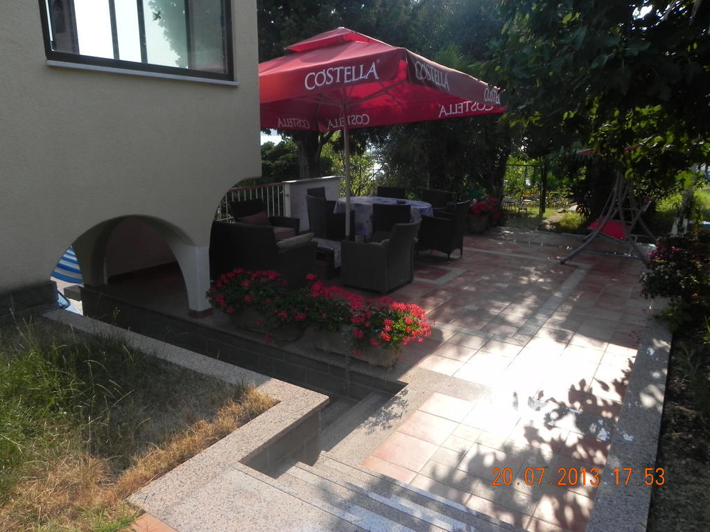 Rooms And Apartments Roza Порторож Екстер'єр фото